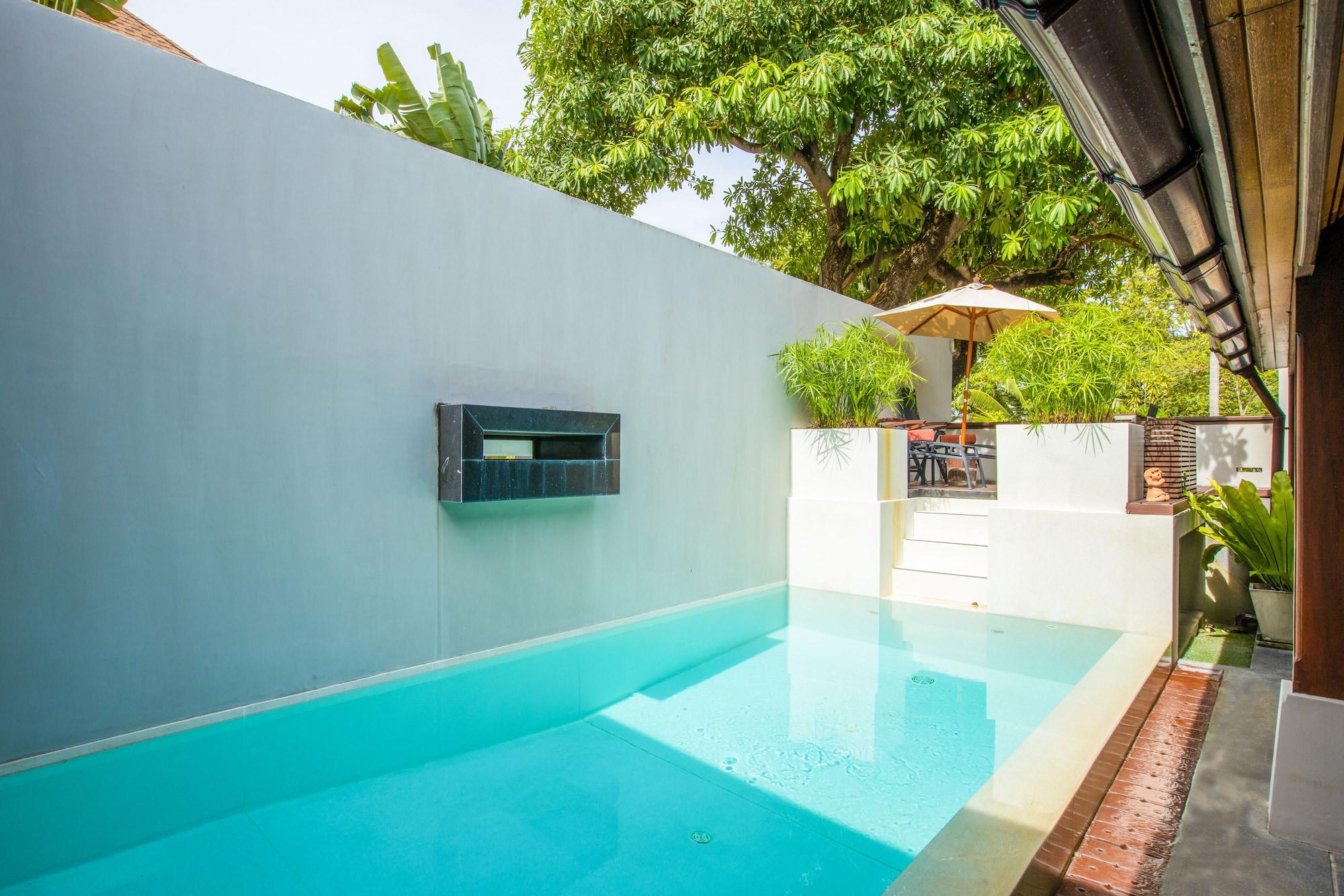 Pao Jin Poon Front Koh Samui